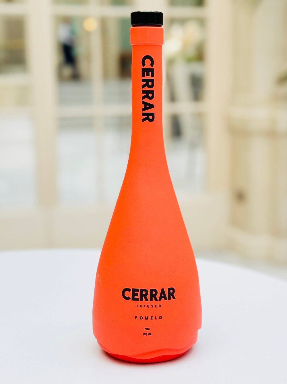 Cerrar Pomelo